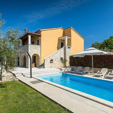 Marasi Holiday home *