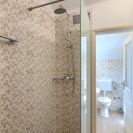 Marasi Holiday home *