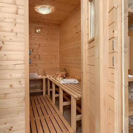 Marasi Дом отдыха *